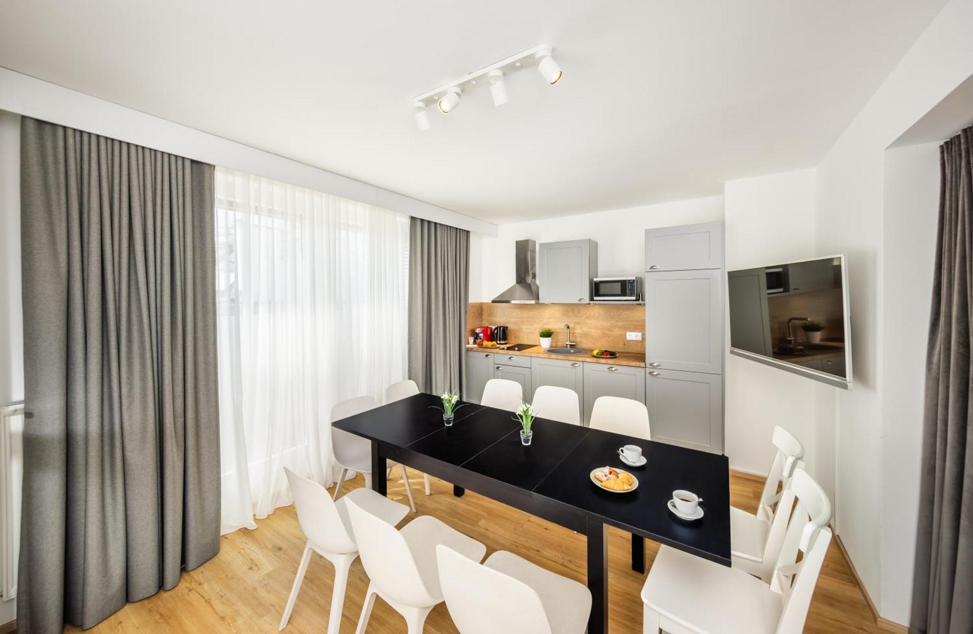 Jimmy's Dandelion 3* Viena